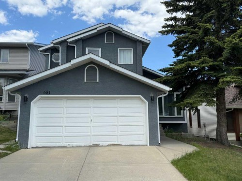 651 Macewan Drive Nw, Calgary, AB - Outdoor