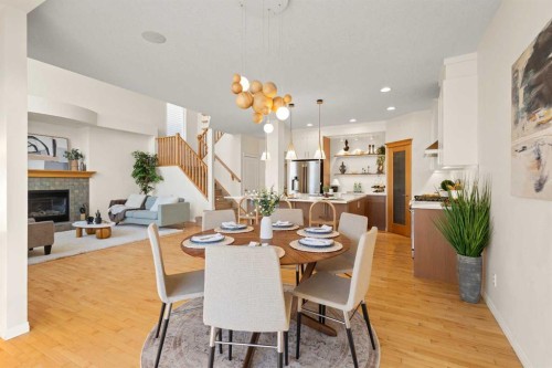511 Cresthaven Place Sw, Calgary, AB - Indoor Photo Showing Dining Room