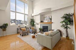 511 Cresthaven Place SW Calgary, AB T3B 5Z8