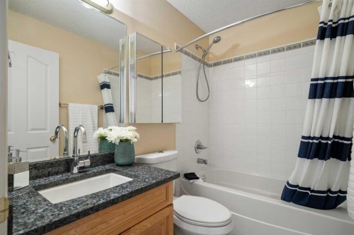 154 Bridlecreek Park Sw, Calgary, AB - Indoor Photo Showing Bathroom