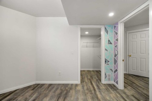 154 Bridlecreek Park Sw, Calgary, AB - Indoor Photo Showing Other Room