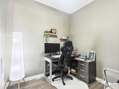 305-28 Auburn Bay Link Se, Calgary, AB - Indoor Photo Showing Office
