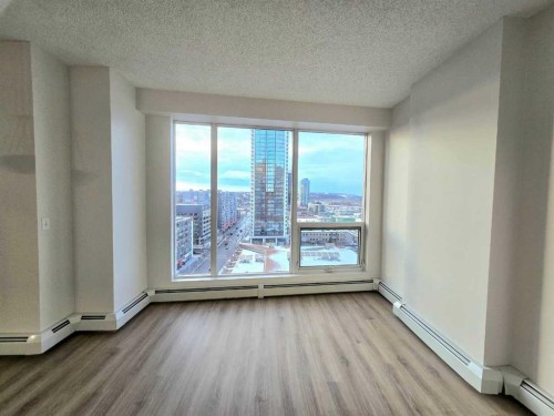 1213-1053 10 Street Sw, Calgary, AB - Indoor Photo Showing Other Room