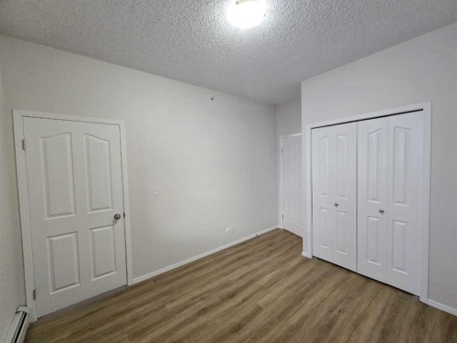 1213-1053 10 Street Sw, Calgary, AB - Indoor Photo Showing Other Room