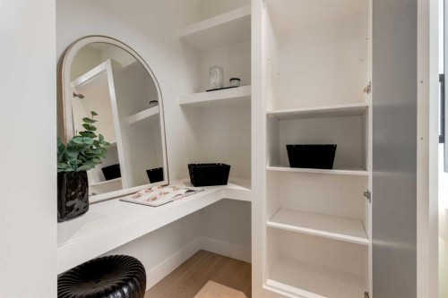 637 51 Avenue Sw, Calgary, AB - Indoor