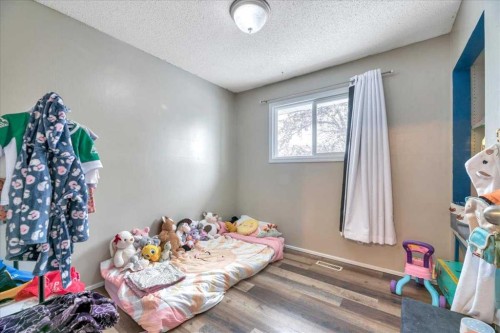 128 Thornburn Road, Strathmore, AB - Indoor