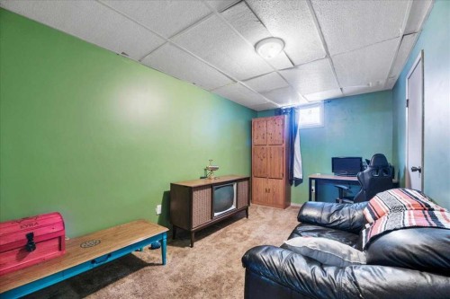 128 Thornburn Road, Strathmore, AB - Indoor