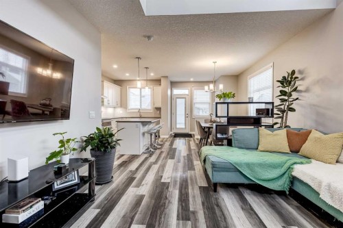 108 Evanston Hill Nw, Calgary, AB - Indoor Photo Showing Living Room