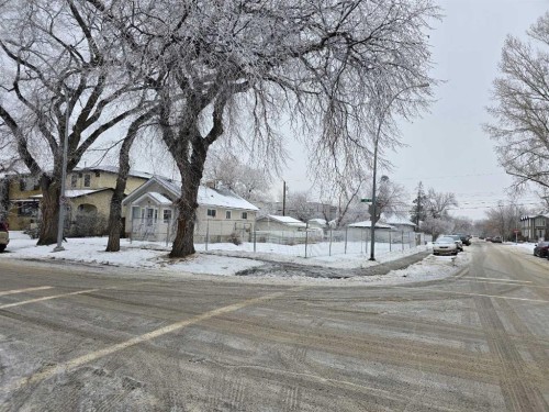 236 11 Avenue Ne, Calgary, AB 