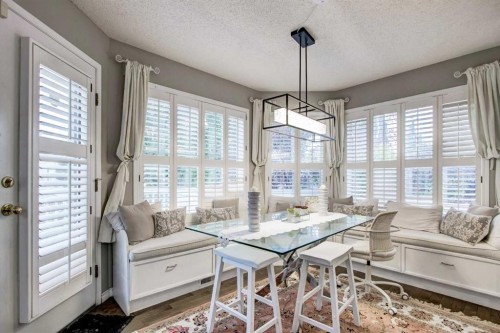 1121 Sierra Morena Court Sw, Calgary, AB - Indoor Photo Showing Other Room