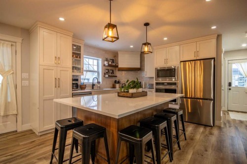 5910 60 Street  Olds, AB T4H 1Y2