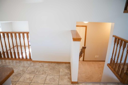 445 Rocky Ridge Bay Nw, Calgary, AB - Indoor Photo Showing Other Room