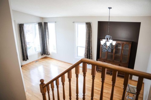 445 Rocky Ridge Bay Nw, Calgary, AB - Indoor Photo Showing Other Room