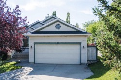 445 Rocky Ridge Bay NW Calgary, AB T3G 4H8