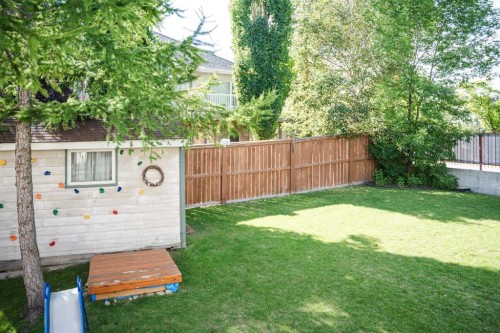 445 Rocky Ridge Bay Nw, Calgary, AB - Outdoor