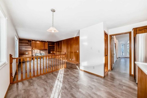 266 Edgepark Way Nw, Calgary, AB - Indoor Photo Showing Other Room