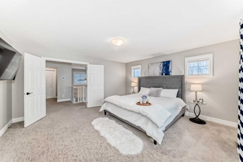 335 Morningside Crescent Sw, Airdrie, AB - Indoor Photo Showing Bedroom