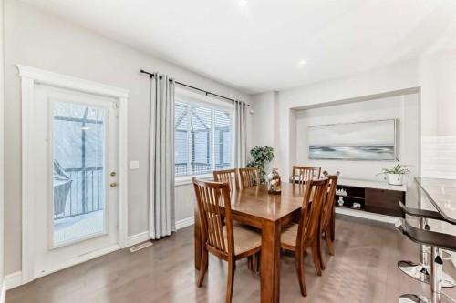 335 Morningside Crescent Sw, Airdrie, AB - Indoor Photo Showing Dining Room