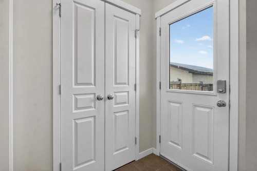 146 Marquis Common Se, Calgary, AB - Indoor Photo Showing Other Room