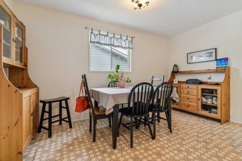 431 Maplewood Drive Se, Diamond Valley, AB - Indoor Photo Showing Dining Room