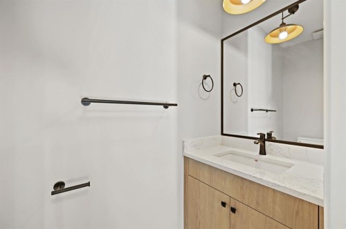 78 Vincent Crescent, Olds, AB - Indoor Photo Showing Bathroom