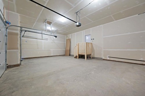 78 Vincent Crescent, Olds, AB - Indoor Photo Showing Garage