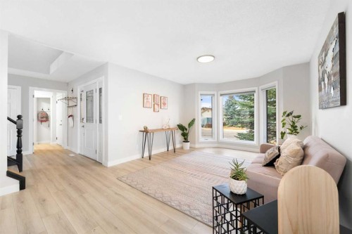 103 Sunset Place, Okotoks, AB - Indoor