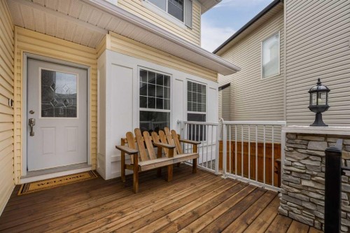21 Cresthaven Way Sw, Calgary, AB - Outdoor With Deck Patio Veranda With Exterior