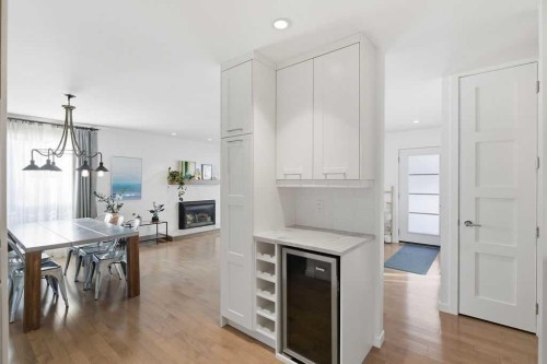 3449 Lane Crescent Sw, Calgary, AB - Indoor With Fireplace