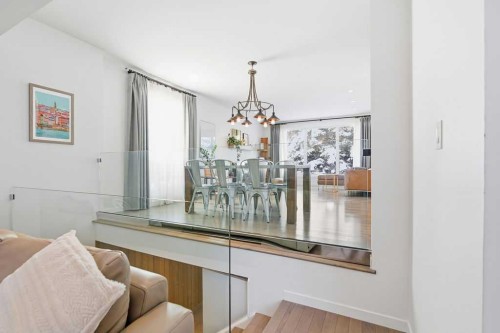 3449 Lane Crescent Sw, Calgary, AB - Indoor Photo Showing Other Room