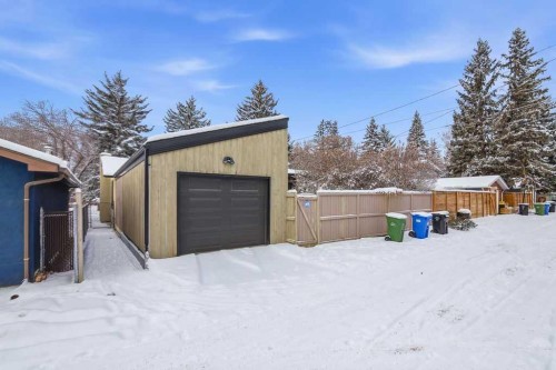 3449 Lane Crescent Sw, Calgary, AB - Outdoor