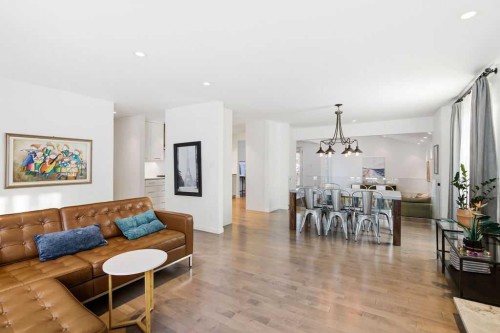 3449 Lane Crescent Sw, Calgary, AB - Indoor Photo Showing Living Room