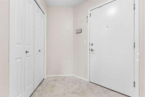 1202-16969 24 Street Sw, Calgary, AB - Indoor Photo Showing Other Room