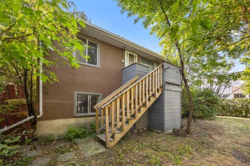 8039 36 Avenue Nw, Calgary, AB - Outdoor With Exterior