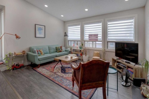 76 Ranchridge Drive Nw, Calgary, AB - Indoor Photo Showing Living Room