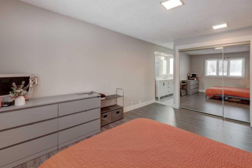 76 Ranchridge Drive Nw, Calgary, AB - Indoor Photo Showing Bedroom