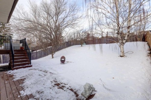 76 Ranchridge Drive Nw, Calgary, AB - Outdoor