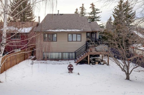 76 Ranchridge Drive Nw, Calgary, AB - Outdoor