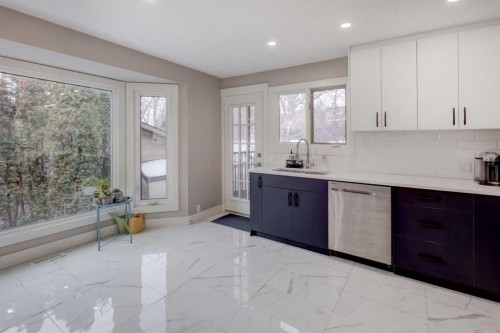 76 Ranchridge Drive Nw, Calgary, AB - Indoor Photo Showing Kitchen