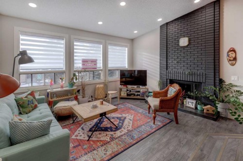 76 Ranchridge Drive Nw, Calgary, AB - Indoor Photo Showing Living Room