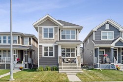 91 River Heights Green  Cochrane, AB T4C 0Y4