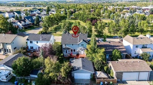 135 Westridge Close, Okotoks, AB - Outdoor