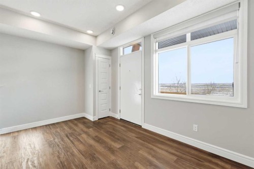 418 Seton Passage Se, Calgary, AB - Indoor Photo Showing Other Room