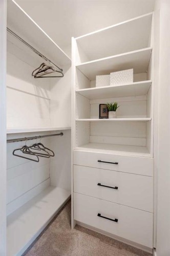 1024 Hunterston Place Nw, Calgary, AB - Indoor With Storage