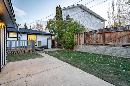 1024 Hunterston Place Nw, Calgary, AB - Outdoor With Deck Patio Veranda