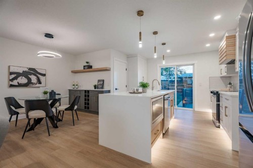 1024 Hunterston Place Nw, Calgary, AB - Indoor