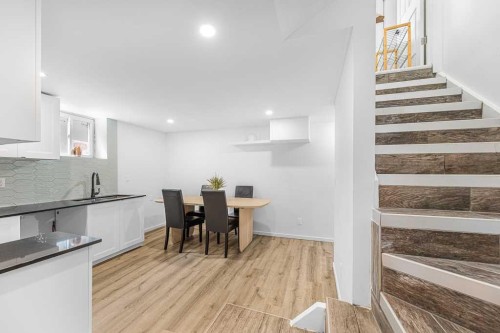 477 72 Avenue Ne, Calgary, AB - Indoor