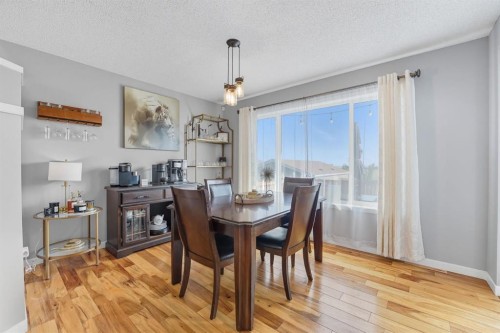 141 Auburn Crest Green Se, Calgary, AB - Indoor Photo Showing Dining Room