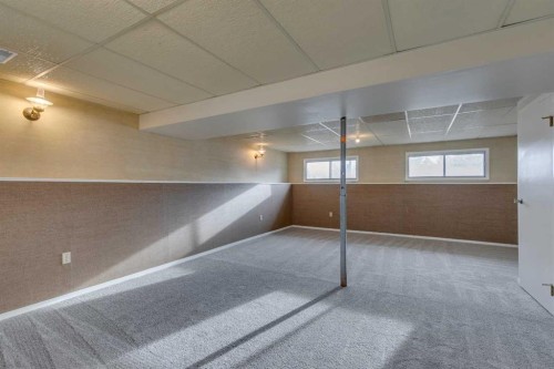 4 Lake Huron Place Se, Calgary, AB - Indoor