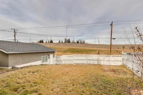 4 Lake Huron Place Se, Calgary, AB - Outdoor